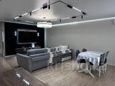 3-комнатная квартира · 96.7 м² · 3/3 этаж, Набережная за 66 млн 〒 в Петропавловске