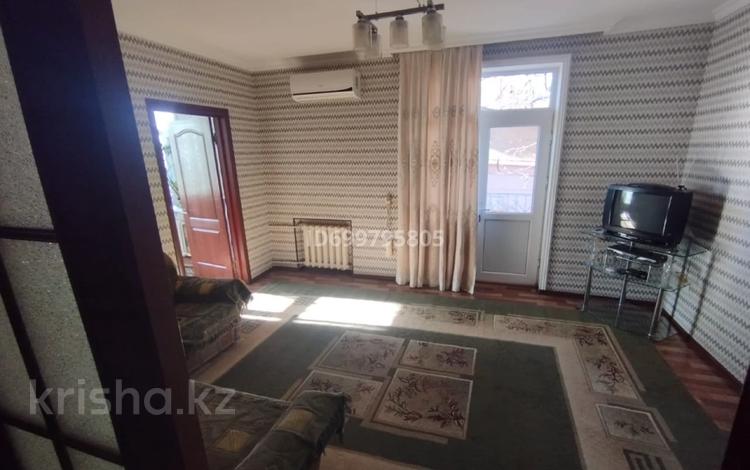 3-бөлмелі пәтер · 65.11 м² · 2/2 қабат, Абылайхан 18/12 — Биржа, бағасы: 15 млн ₸ в Кентау — фото 2