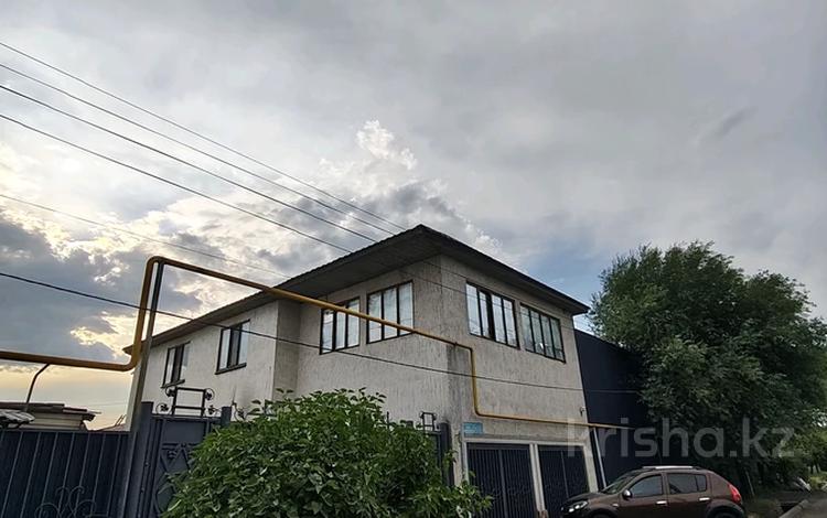 Отдельный дом · 6 комнат · 300 м² · 8 сот., мкр Ожет, Жиенбаева 31 — За оптовым рынком Ожет за 150 млн ₸ в Алматы, Алатауский р-н — фото 2
