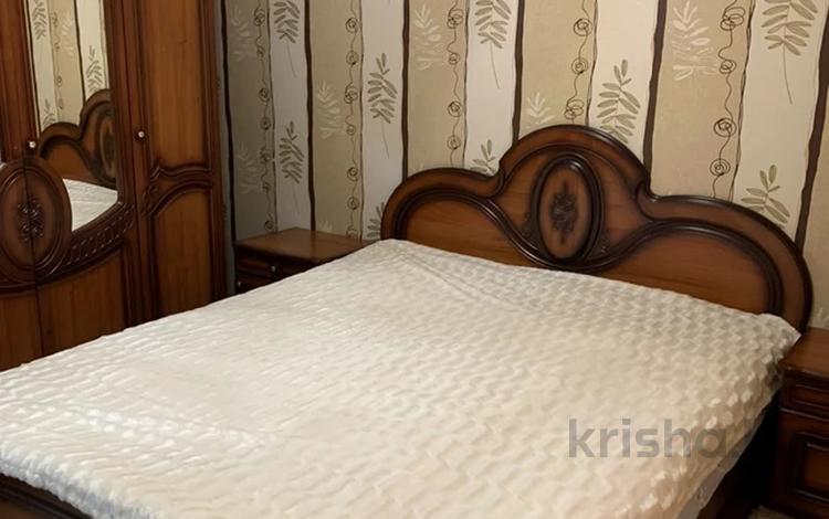 3-бөлмелі пәтер · 65 м² · 4/4 қабат, Казыбек би 144 а, бағасы: 200 000 ₸ в Таразе — фото 2