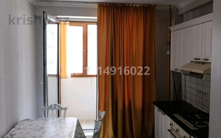 1-комнатная квартира · 43 м² · 3/10 этаж, Жунисова 4/1-18 за 220 000 ₸ в Алматы, Наурызбайский р-н — фото 2
