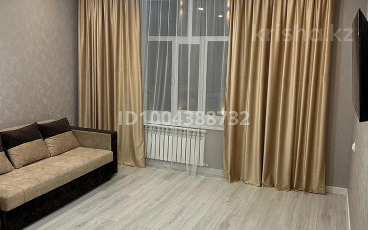 1-комнатная квартира · 50 м² · 3/9 этаж, мкр Юго-Восток, Жк Medina 218-й учетный квартал 154 за 200 000 ₸ в Караганде, Казыбек би р-н — фото 2