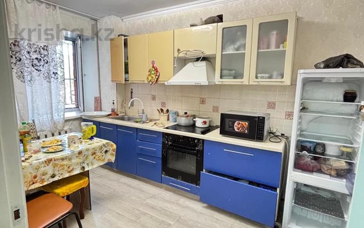 3 комнаты · 80 м² · 2/10 этаж, Манаса 22/1 за 100 000 ₸ в Астане, Алматы р-н — фото 2