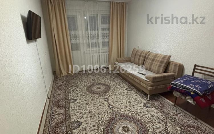 1-комнатная квартира · 35 м² · 1/5 этаж, мкр 11 35 за 110 000 ₸ в Актобе — фото 7