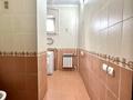 3-комнатная квартира, 63 м², 2/5 этаж помесячно, мкр Аксай-2 63 за 290 000 〒 в Алматы, Ауэзовский р-н — фото 17
