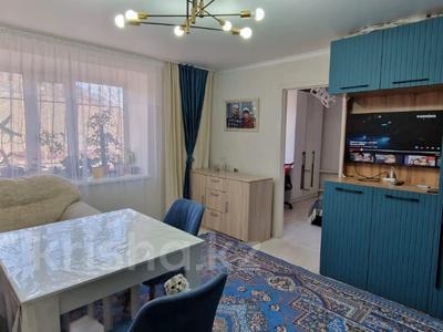 3-комнатная квартира, 54 м², 1/9 этаж, Металлургов за 9.5 млн 〒 в Темиртау