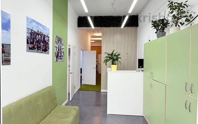 Свободное назначение, офисы, магазины и бутики, салоны красоты, фитнес и спорт, медцентры и аптеки, образование, конференц-залы, кабинеты и рабочие места, студии · 20 м² за 200 000 〒 в Алматы, Бостандыкский р-н — фото 2
