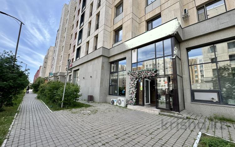 Еркін, кеңселер, дүкендер мен бутиктер, қоғамдық тамақтану орны, сұлулық салондары, білім орталықтары, ойын-сауық · 160 м², бағасы: 130 млн ₸ в Астане — фото 51