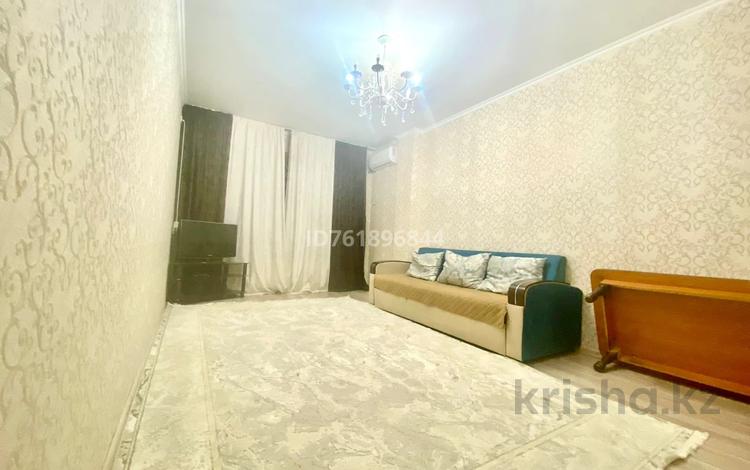 2-бөлмелі пәтер · 64 м² · 6/7 қабат, мкр Самал-2, Толеметова 69/44 — ул Мустафа Шоқая, бағасы: 29 млн ₸ в Шымкенте, Абайский р-н — фото 2