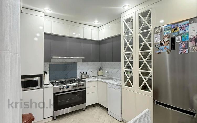 3-бөлмелі пәтер · 80 м² · 6/9 қабат, мкр. Зачаганск пгт, бирлик, бағасы: 31 млн ₸ в Уральске — фото 9