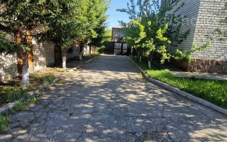 Отдельный дом · 6 комнат · 180 м² · 19 сот., Бирлик 14 за 60 млн ₸ в Семее — фото 2