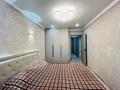 4-бөлмелі пәтер · 80 м² · 3/10 қабат, Юго-Восток ш/а., Сатыбалдина 7/3 — Роза-Роз, Южный, бағасы: 39 млн ₸ в Караганде, Казыбек би р-н — фото 3