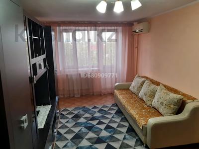 Пәтерлер в Жетысу обл.: 1-бөлмелі пәтер · 33 м² · 5/5 қабат · ай сайын, Жетысу мкр, бағасы: 100 000 〒 1-бөлмелі пәтер · 33 м² · 5/5 қабат · ай сайын, Жетысу мкр, бағасы: 100 000 〒 в Талдыкоргане, мкр Жетысу