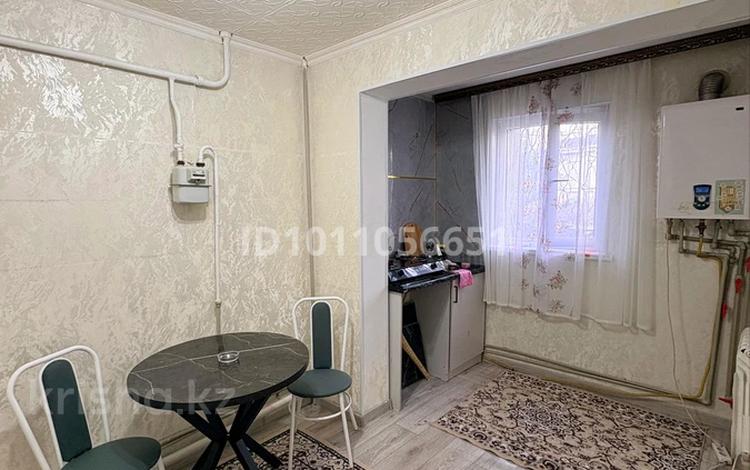 1-бөлмелі пәтер · 43 м² · 1/5 қабат, 8-шағынаудан 4а, бағасы: 10 000 ₸ в Шымкенте, Туран р-н — фото 2