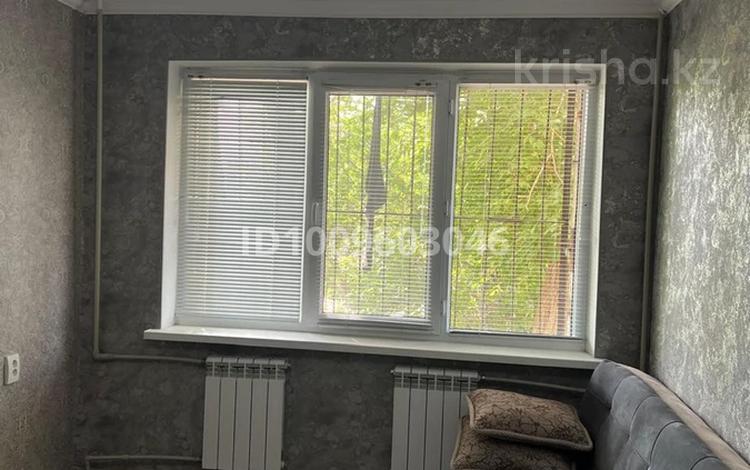 1-комнатная квартира · 30 м² · 1/5 этаж, 12-й микрорайон, 12-й микрорайон — Уалиханва сайрамская за 15 млн ₸ в Шымкенте, Енбекшинский р-н — фото 2