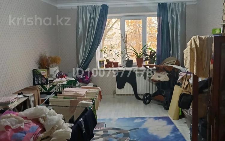 4-комнатная квартира · 73 м² · 2/4 этаж, Алимбекова 6 за 13 млн 〒 в Каргалы (п. Фабричный) — фото 2