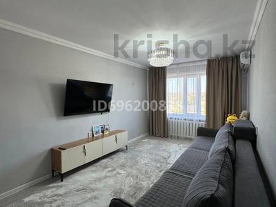 Продажа квартир в Карагандинской обл.: 3-комнатная квартира · 69 м² · 9/9 этаж, Майкудук, 18й микрорайон 13 за 19.5 млн 〒 3-комнатная квартира · 69 м² · 9/9 этаж, Майкудук, 18й микрорайон 13 за 19.5 млн 〒 в Караганде, Алихана Бокейханова р-н
