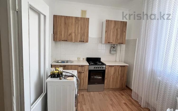 2-комнатная квартира, 70 м², 5/5 этаж помесячно, Абылай хана 55