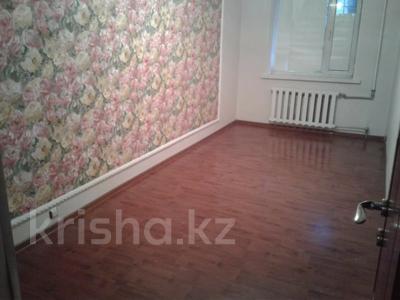 3-комнатная квартира, 58.5 м², 2/3 этаж, Кабанбай батыра за 15 млн 〒 в Талдыкоргане