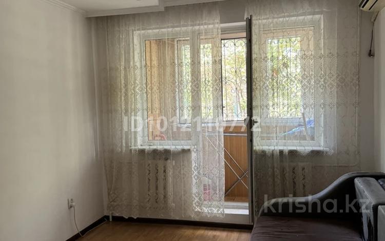 3-бөлмелі пәтер · 60 м² · 2/4 қабат, мкр №4 3 — Абая-Алтынсарина, бағасы: 43 млн ₸ в Алматы, Ауэзовский р-н — фото 2