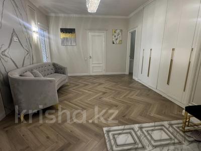 3-комнатная квартира · 135 м² · 8/20 этаж, Гейдар Алиева 2 за 135 млн ₸ в Астане, Есильский р-н