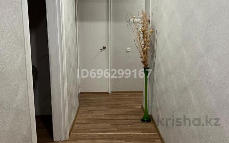 3-комнатная квартира · 61 м² · 6/9 этаж, мкр Юго-Восток, Муканова 11 за 240 000 ₸ в Караганде, Казыбек би р-н — фото 2