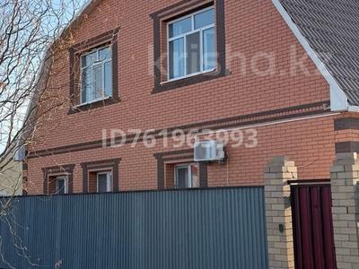 Отдельный дом · 5 комнат · 215 м² · 10 сот., мкр Жумыскер, Кожахметов 24 за 49 млн 〒 в Атырау