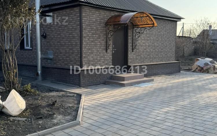 Часть дома · 3 комнаты · 55 м² · 10 сот., Пришахтинск, Переулок Инертный 6-2 — Попова за 20 млн 〒 в Караганде, Алихана Бокейханова р-н — фото 2