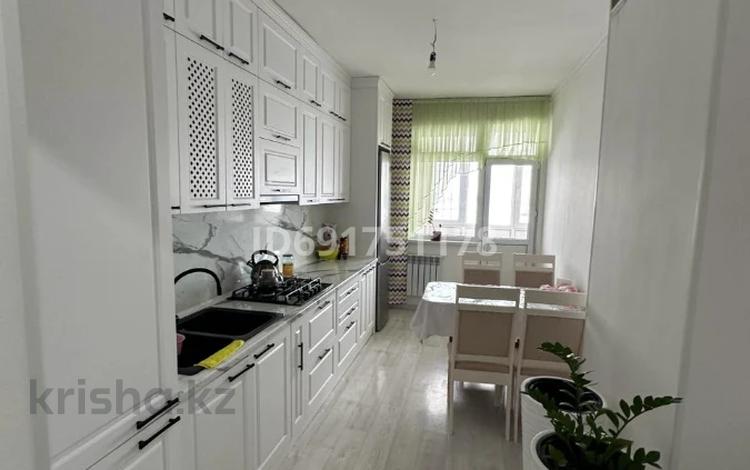 3-комнатная квартира, 72.3 м², 5/5 этаж, ұлы дала 18 за 19 млн 〒 в Таразе — фото 8