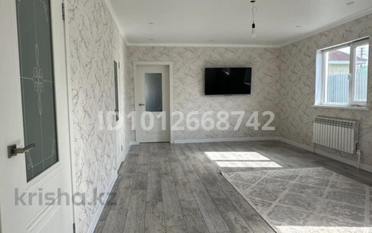 Жеке үй · 4 бөлме · 110 м² · 5 жүзд., Ескі аэропорт ш/а., Жазира 115/1 — Жайык Арена, бағасы: 42 млн ₸ в Уральске, мкр Старый Аэропорт — фото 2