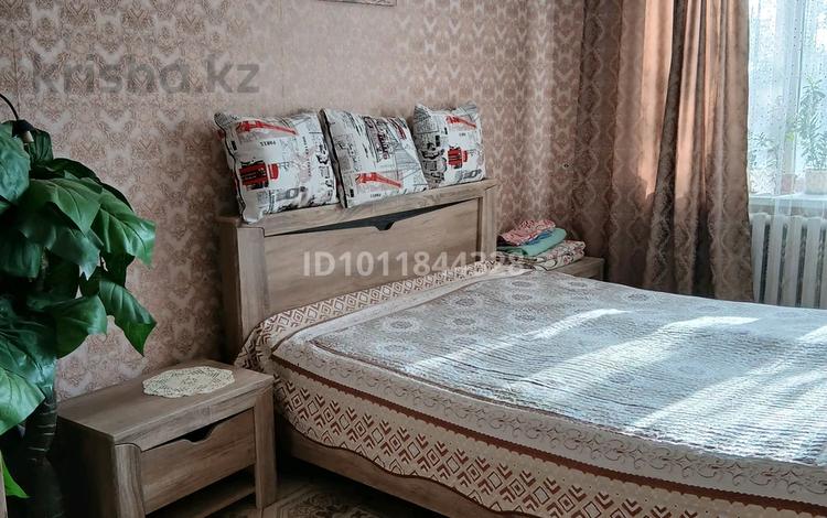 1-комнатная квартира · 36 м² · 4/5 этаж, Жетысу мк 5 за 10 000 ₸ в Талдыкоргане, мкр Жетысу — фото 2