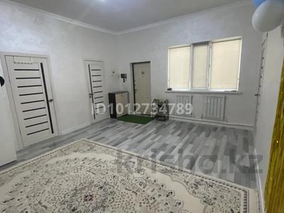 Жеке үй · 2 бөлме · 70 м² · 8 жүзд., мкр Зарослый, 25 24, бағасы: 15.5 млн ₸ в Атырау