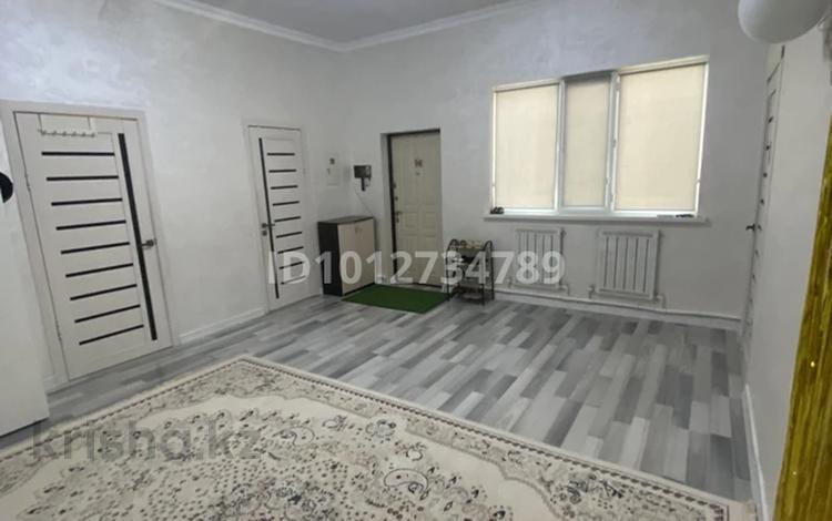 Отдельный дом · 2 комнаты · 70 м² · 8 сот., мкр Зарослый, 25 24 за 15.5 млн ₸ в Атырау — фото 2