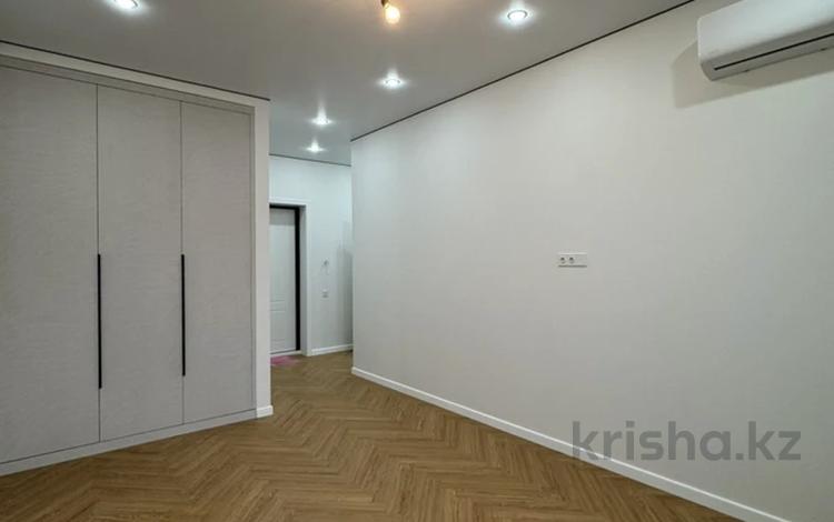 1-бөлмелі пәтер · 41 м² · 5/16 қабат, Тауелсиздик 38/4, бағасы: 28.9 млн ₸ в Астане — фото 9