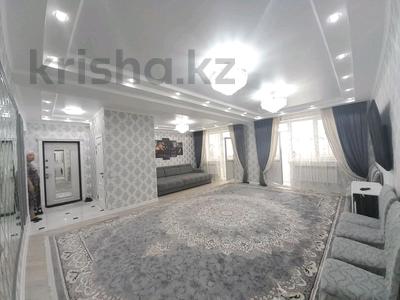 Продажа квартир в Жетысу обл.: 4-комнатная квартира · 150 м² · 1/5 этаж, Балапанова 19 за 67 млн 〒 4-комнатная квартира · 150 м² · 1/5 этаж, Балапанова 19 за 67 млн 〒 в Талдыкоргане, мкр Бирлик