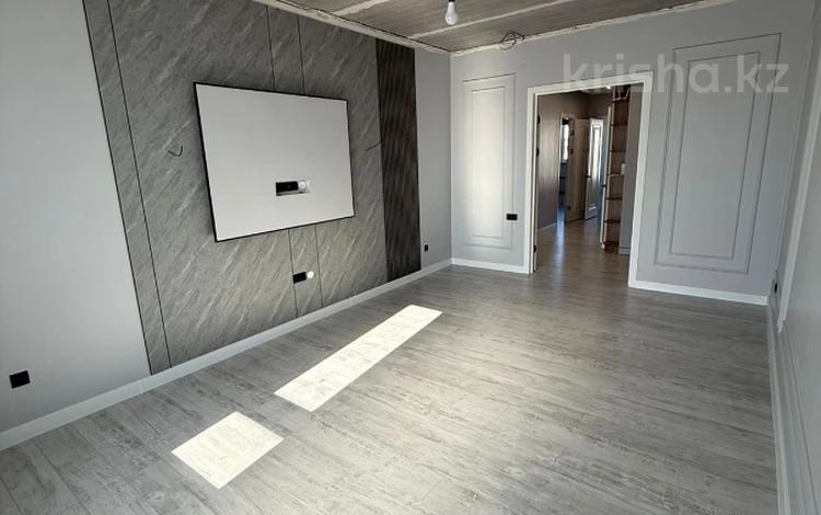 3-бөлмелі пәтер · 104 м² · 7/8 қабат, мкр. Алтын орда, бағасы: 51 млн 〒 в Актобе — фото 10