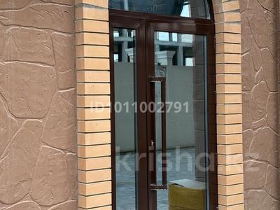 Свободное назначение, офисы, магазины и бутики, общепит, салоны красоты, медцентры и аптеки, образование, развлечения, кабинеты и рабочие места, студии · 24 м² за 150 000 〒 в Актау, 20-й мкр