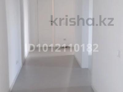 2-комнатная квартира · 68.1 м² · 5/5 этаж, ул. Гагарина 325Д — Район 35 квартала, онко больница за 52 млн ₸ в Семее, Красный Кордон