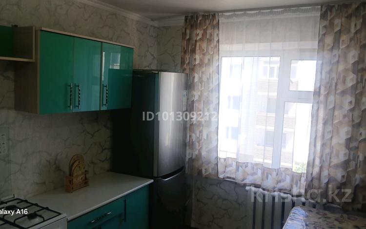 2-бөлмелі пәтер · 54.3 м² · 3/5 қабат, Бульвара Абая 49 — Рядом Аргын,Курманбай,Районный больница, бағасы: 14.5 млн ₸ в  — фото 2