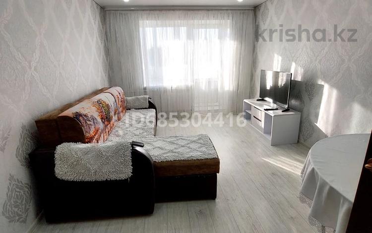 3-комнатная квартира, 65 м², 5/5 этаж посуточно, Приозерная 5 за 15 000 〒 в Бурабае — фото 2