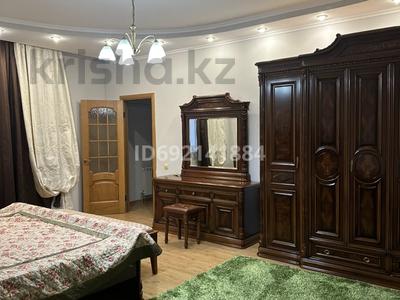 5-комнатная квартира, 185 м², 6/10 этаж помесячно, Умбетбаева 77 за 800 000 〒 в Алматы, Алмалинский р-н