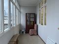 5-бөлмелі пәтер · 185 м² · 6/10 қабат, Умбетбаева 77, бағасы: 700 000 ₸ в Алматы, Алмалинский р-н — фото 15