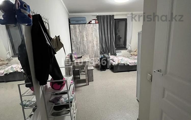 1 бөлме · 25 м² · 3/3 қабат, Утеген батыра 40 — Сайранның жаны, бағасы: 75 000 ₸ в Алматы, Ауэзовский р-н — фото 2
