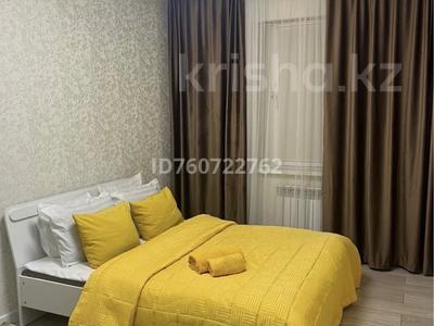 1-комнатная квартира · 52 м² · 1/5 этаж, Паримбетова 4 — Жд вокзал, площадь, жайна за 12 000 ₸ в 