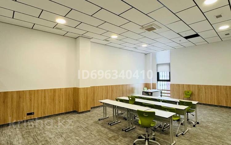 Свободное назначение, офисы, образование, кабинеты и рабочие места · 89.85 м² за 998 234 〒 в Астане, Нура р-н — фото 2