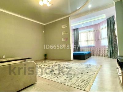 1-бөлмелі пәтер · 50 м² · 1/5 қабат, Батыс 2 9/3, бағасы: 13 000 ₸ в Актобе
