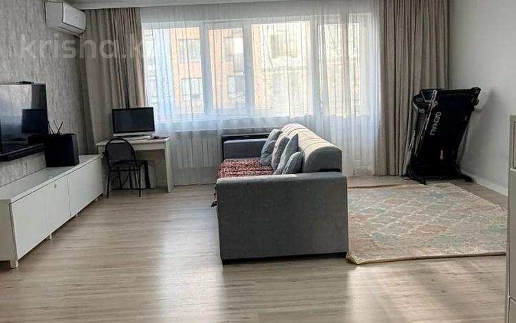 2-бөлмелі пәтер · 82.1 м² · 4/5 қабат, мкр Думан-2, бағасы: 49.6 млн ₸ в Алматы, Медеуский р-н — фото 2