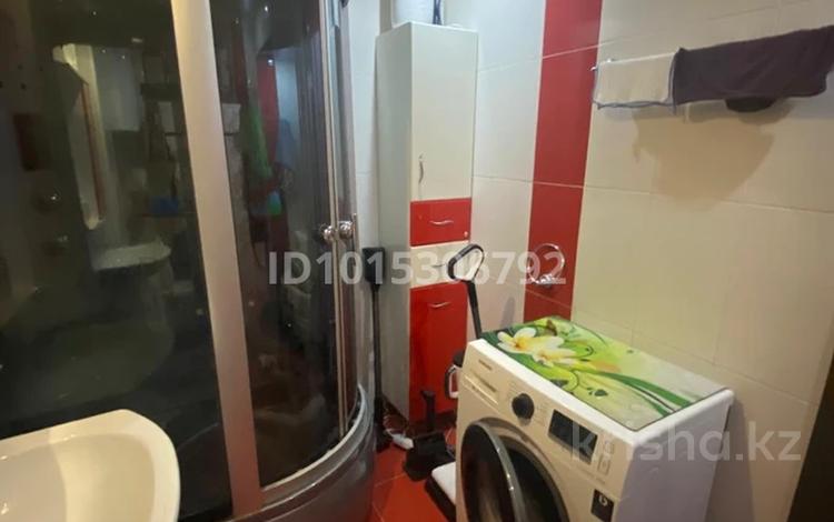 2-бөлмелі пәтер · 55 м² · 2/5 қабат, Каирбекова 351/1 — Кубеева, бағасы: 180 000 ₸ в Костанае — фото 2