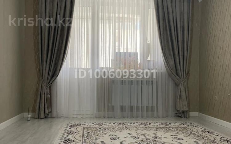 1-комнатная квартира · 39.7 м² · 3/9 этаж, мкр Нурсая 114 за 20 млн 〒 в Атырау — фото 2