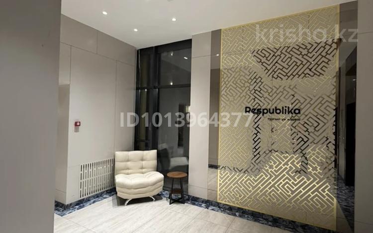 3-комнатная квартира · 69.9 м² · 11/18 этаж, Е 36 4 за 350 000 ₸ в Астане, Нура р-н — фото 2